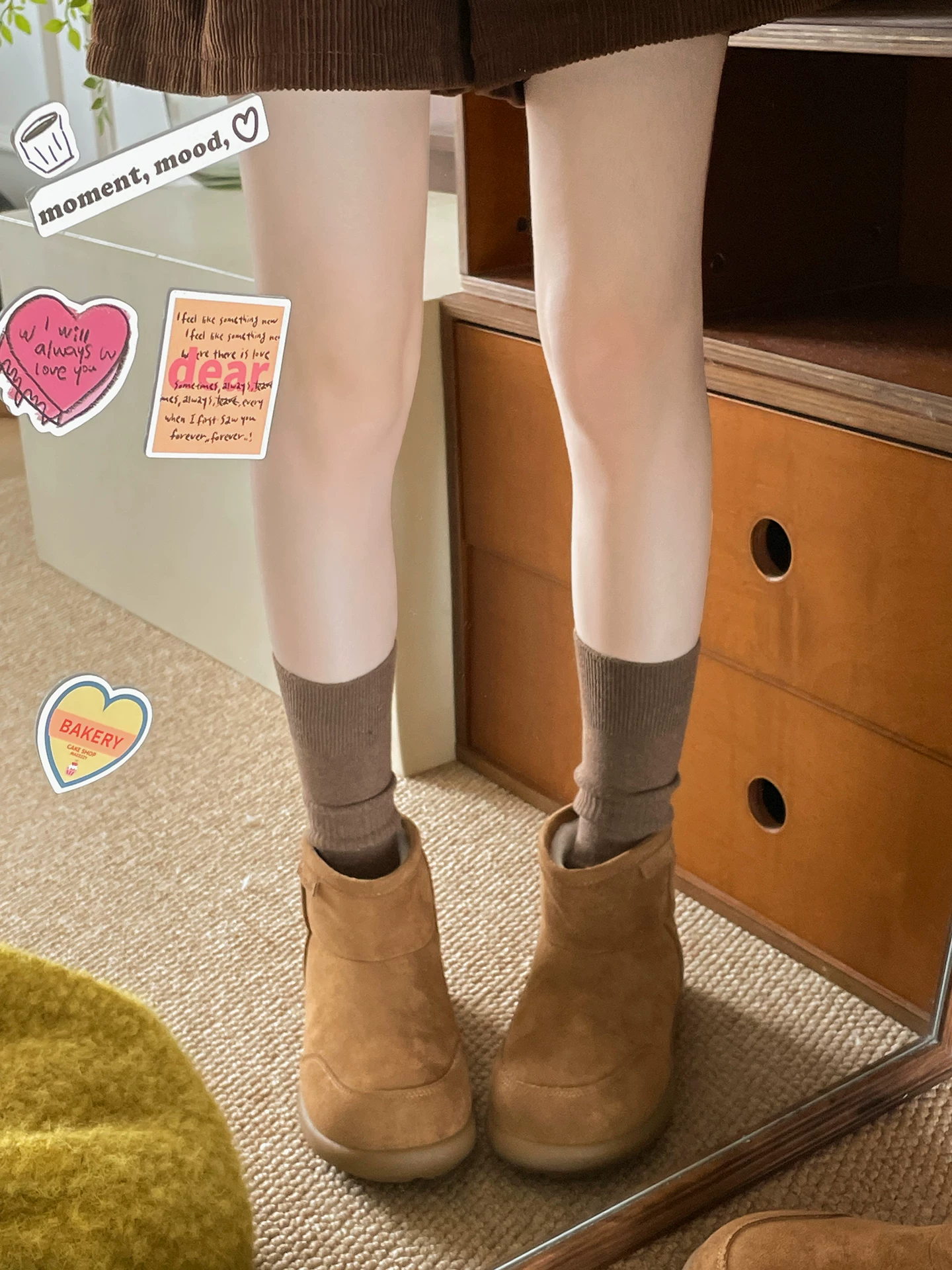 Giày bốt tuyết dày đế dày lót lông cừu kiểu cổ điển Nam Trung Quốc dành cho nữ 2025 Mẫu mới mùa đông ấm áp Giày bốt bông Đông Bắc.