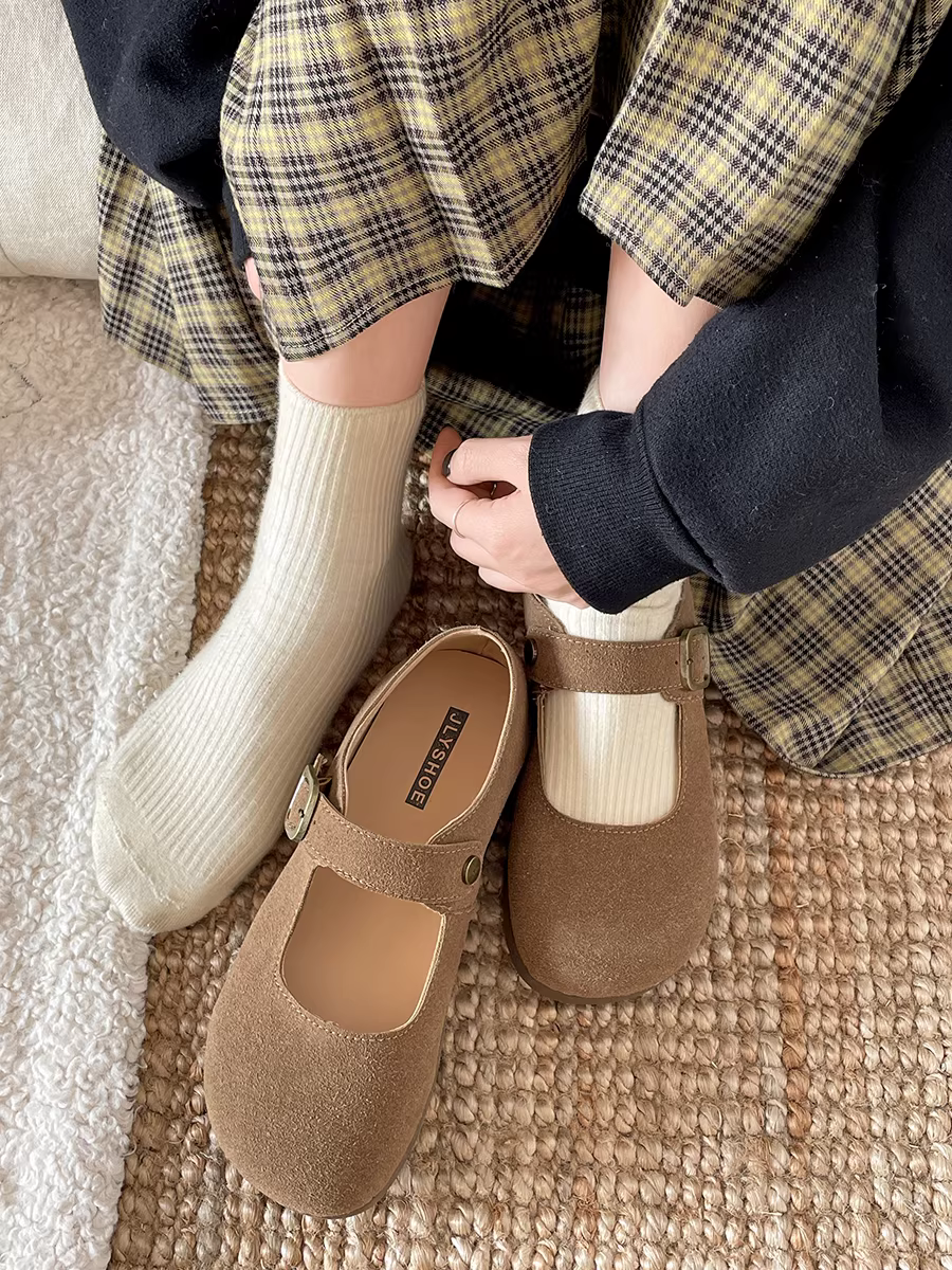 Giày Birkenstock đế dày kiểu retro dành cho nữ mùa thu 2025, đa năng, phối chân váy, mũi tròn, kiểu Mary Jane