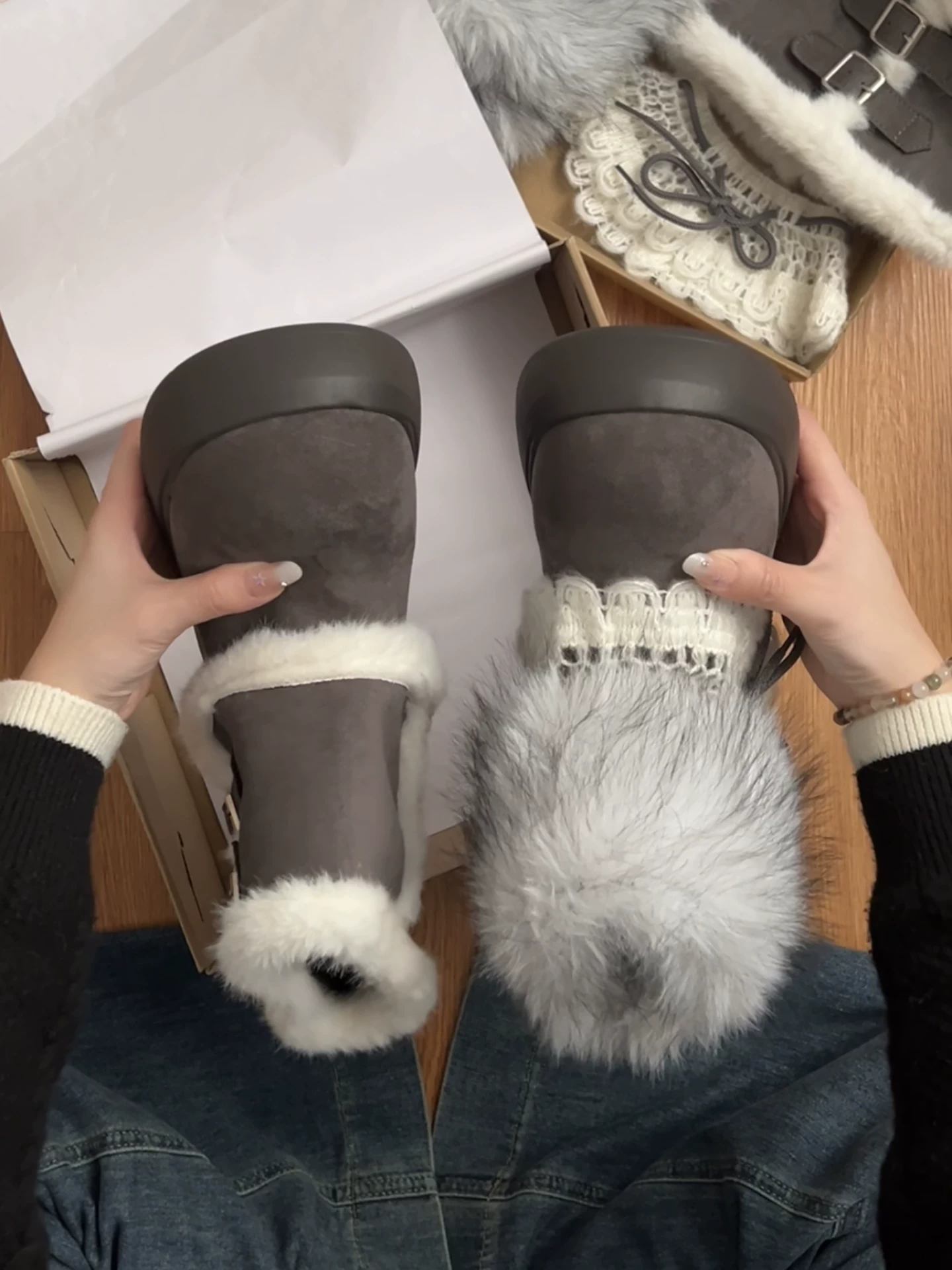 Giày bốt tuyết đế dày giữ ấm kiểu cổ điển dành cho nữ, mẫu mới mùa đông 2025, lót lông cừu dày dặn, chất liệu len Fair Isle và cotton