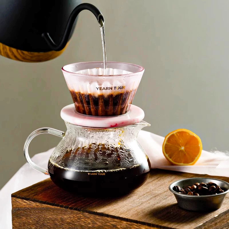 Bộ lọc cà phê bằng kính hình sao neutron thuộc dòng sản phẩm đồng thương hiệu Brewista&YearnTour