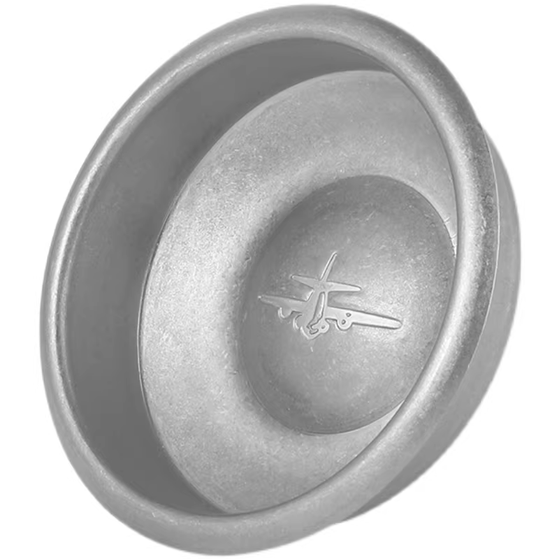 Bộ dụng cụ vệ sinh máy pha cà phê espresso bán tự động, gồm chén vệ sinh bằng thép không gỉ 58mm, bàn chải vệ sinh, và chén đựng bột vệ sinh Bomber MHW.