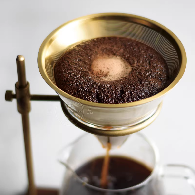 Bộ dụng cụ pha cà phê bằng đồng thau KINTO nhập khẩu Nhật Bản, gồm giá đỡ, bộ lọc kim loại, bình pha cà phê bằng kính, bộ chia sẻ, kiểu dáng bomber