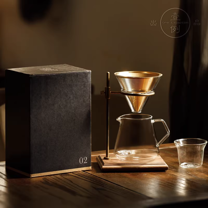 Bộ dụng cụ pha cà phê bằng đồng thau KINTO nhập khẩu Nhật Bản, gồm giá đỡ, bộ lọc kim loại, bình pha cà phê bằng kính, bộ chia sẻ, kiểu dáng bomber