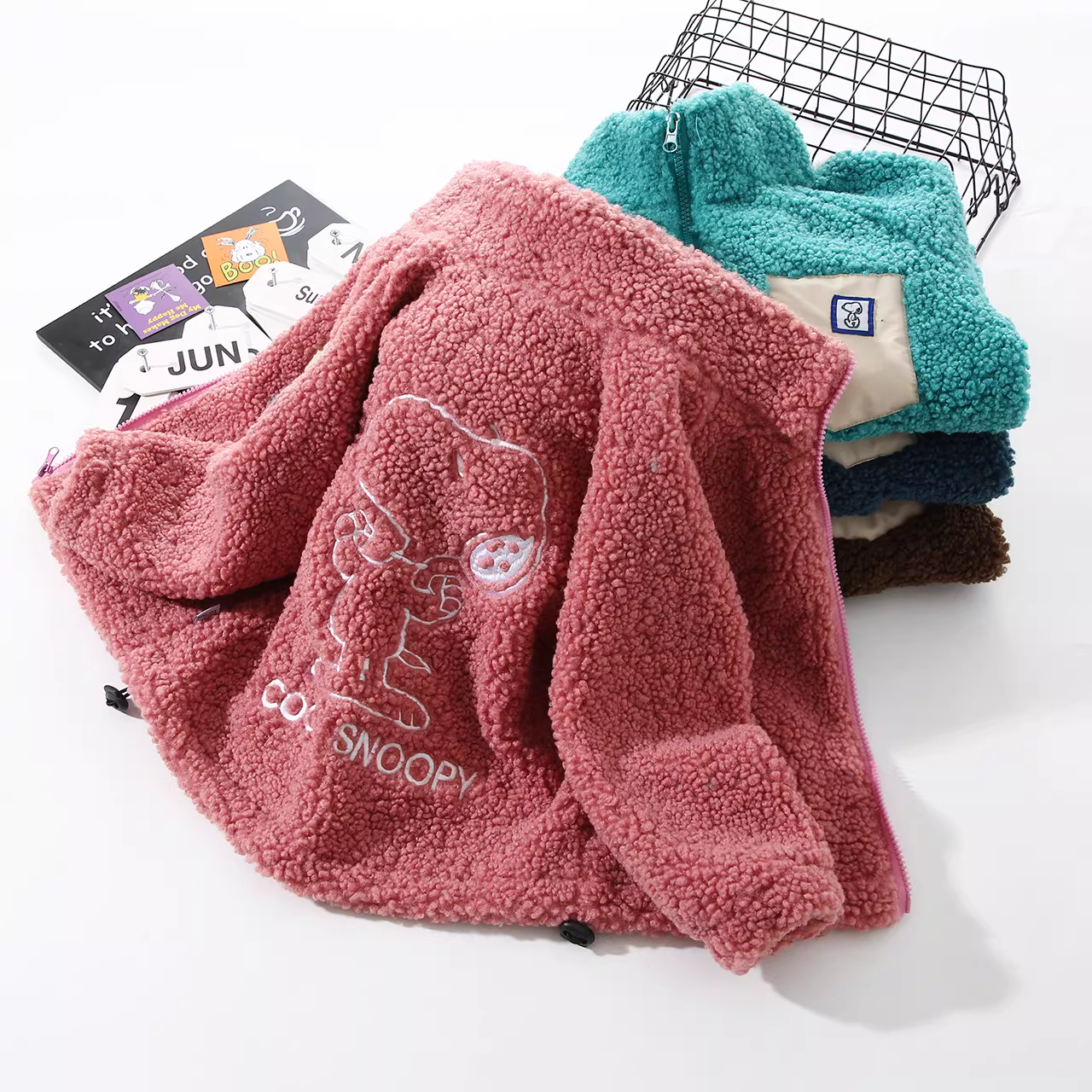 Áo khoác Snoopy cho bé trai mùa xuân đông quần áo trẻ em lông cừu thời trang trẻ em ấm áp áo khoác có khóa kéo lót lông cừu cho bé gái hợp thời trang 22