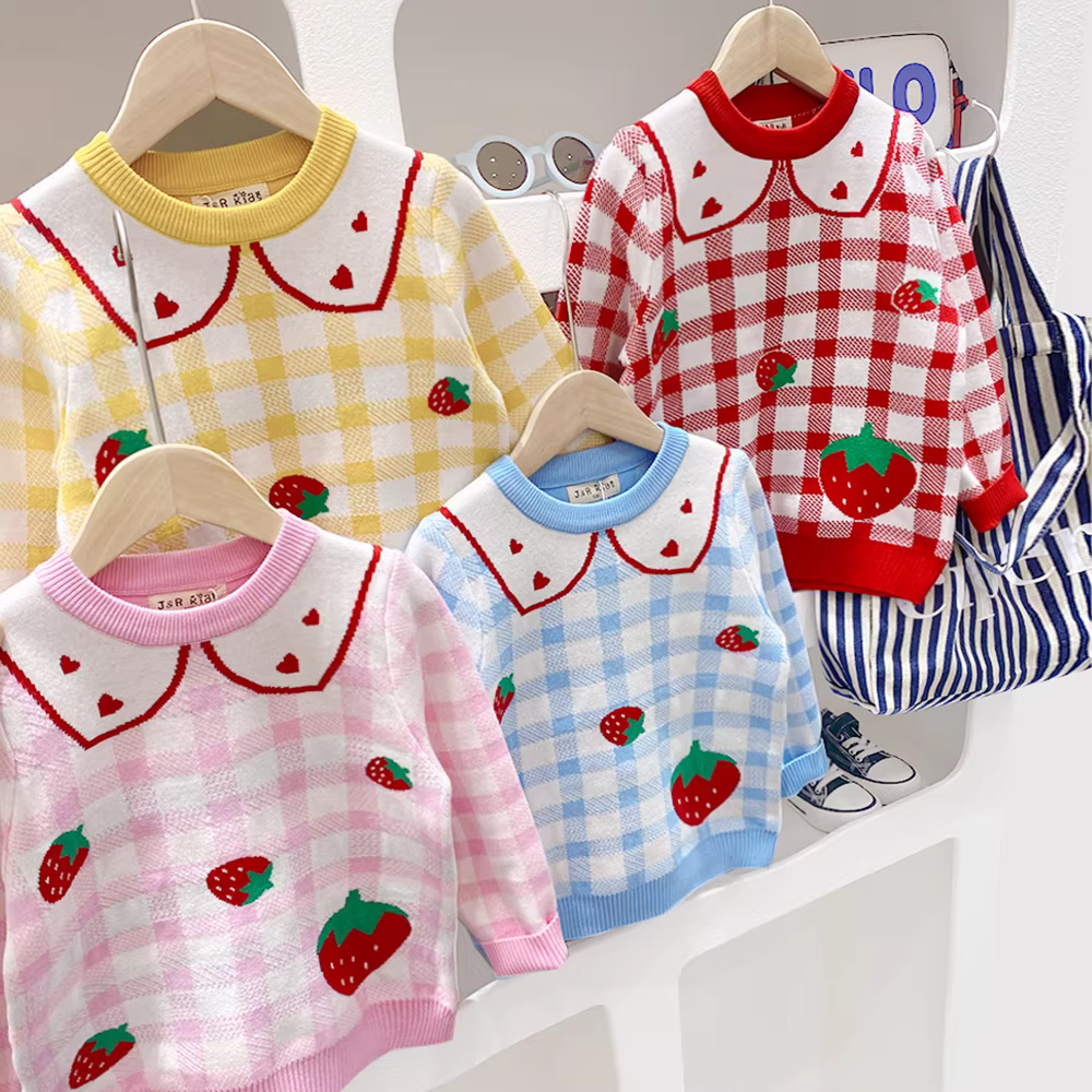 Áo len trẻ em cho bé gái, áo lót giữ ấm dệt kim hai lớp, kiểu xuân đông 2024, áo len cổ tròn họa tiết jacquard dễ thương.