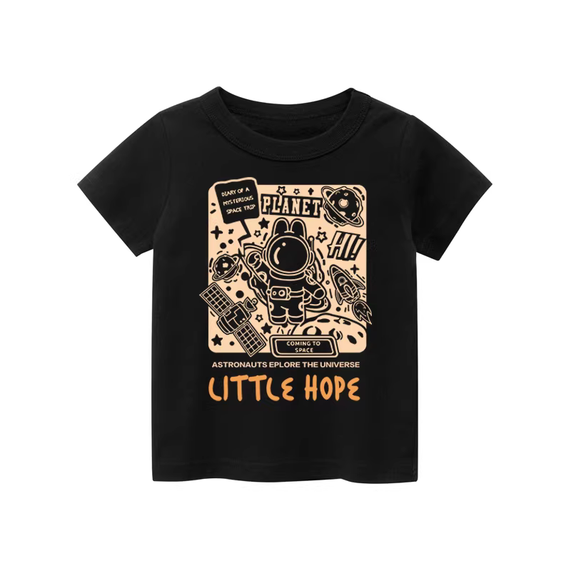 Áo thun ngắn tay bằng cotton nguyên chất cho bé trai, trang phục mùa hè cổ tròn cổ điển, thiết kế phi hành gia sành điệu cho bé trai, áo mỏng hợp thời trang và thời trang.