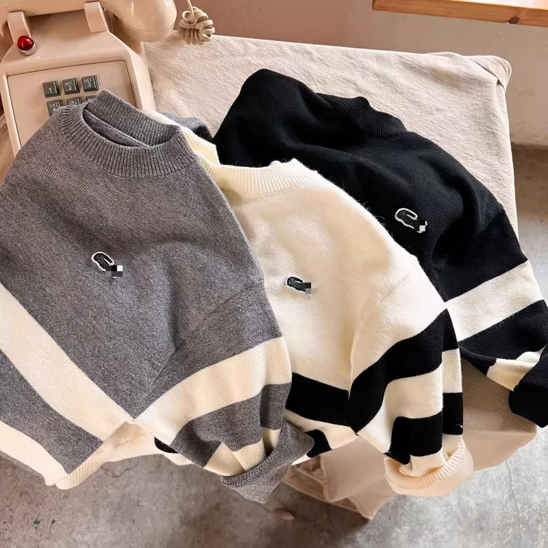 Áo len trẻ em 2025 kiểu Hàn Quốc mẫu xuân đông cho bé trai và bé gái, áo len dệt kim cổ tròn sọc thêu thời trang dài tay hợp thời trang