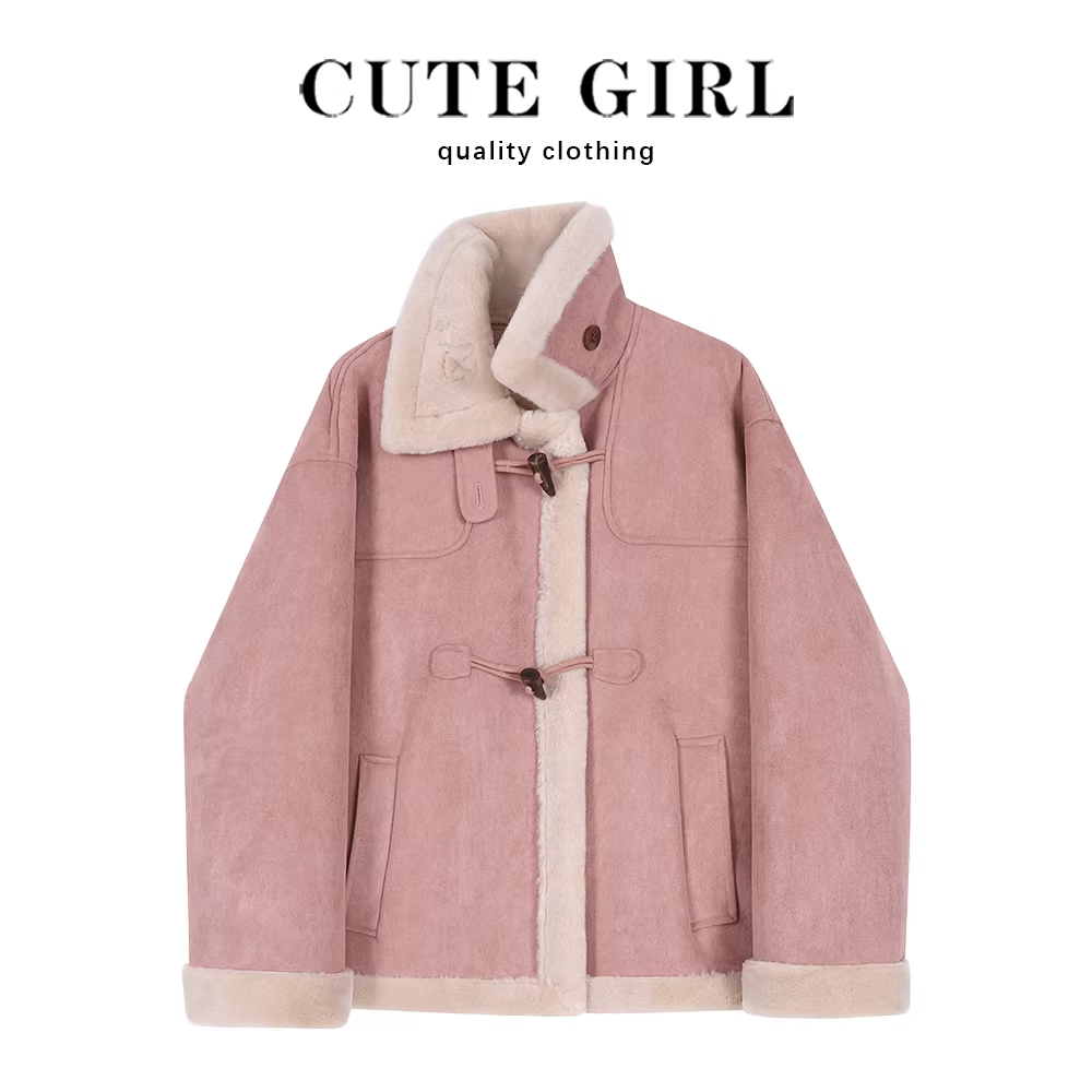 Áo khoác nữ phong cách Chanel dễ thương, chất liệu len cừu dày màu hồng, mùa thu/đông 2025, kiểu áo khoác da và len tích hợp