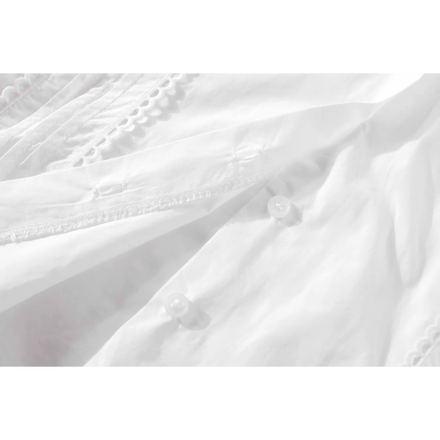 Áo sơ mi trắng cổ chữ V có ren xếp nếp theo phong cách Pháp dành cho nữ, áo kiểu cổ điển thanh lịch mùa xuân