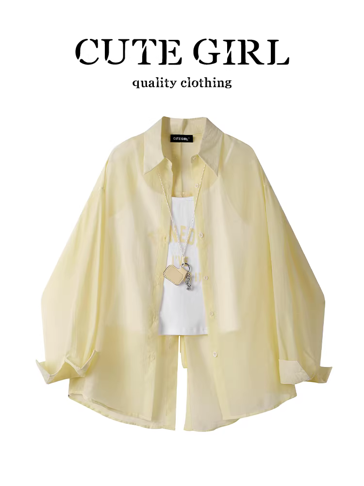 Bộ trang phục giảm tuổi tác phong cách Hàn Quốc dành cho nữ, áo chống nắng màu vàng mùa hè kết hợp với bộ hai mảnh áo yếm in họa tiết