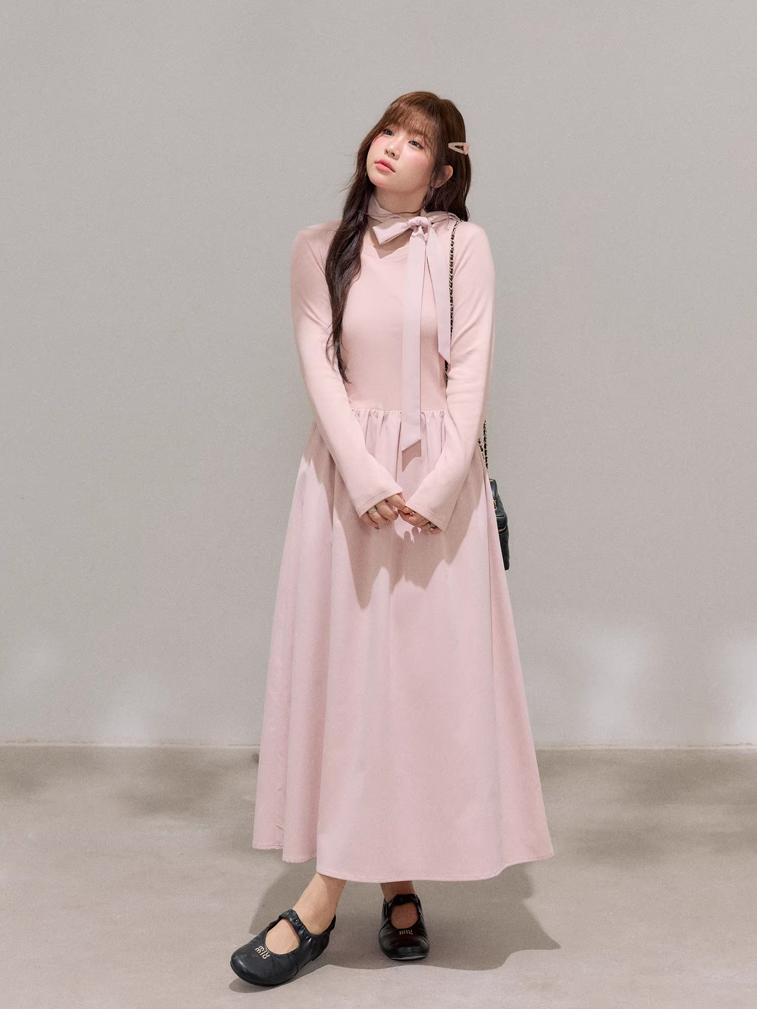 Bộ trang phục nữ cỡ lớn dành cho người lớn, áo khoác len dáng ôm phong cách Hàn Quốc, bộ váy dài màu hồng thanh lịch.