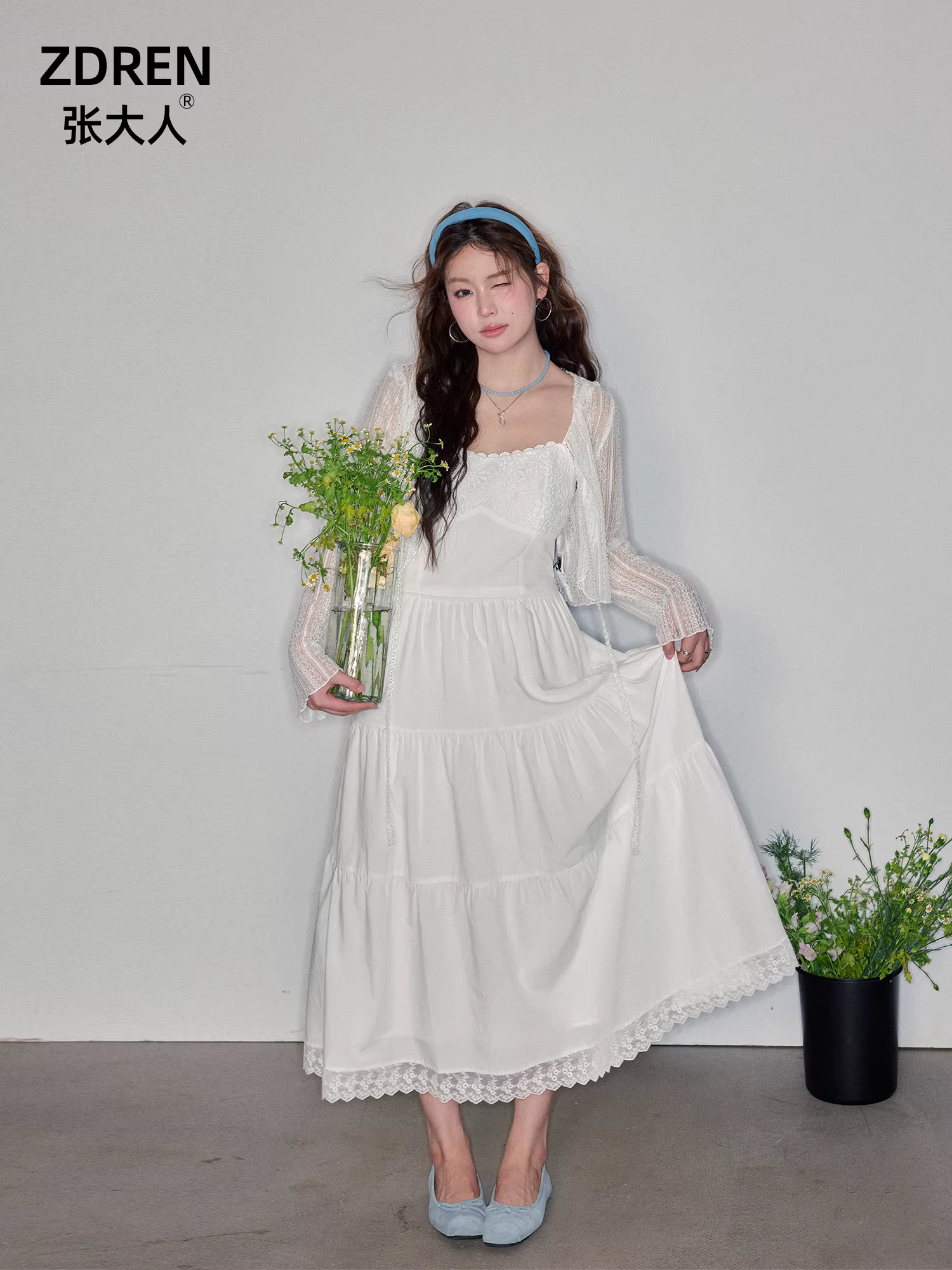 Quần áo nữ cỡ lớn Zhang Daren mùa 2025 dành cho các cô gái mũm mĩm, đầm tôn dáng màu hoàng hôn, đầm trắng phong cách quý tộc Pháp