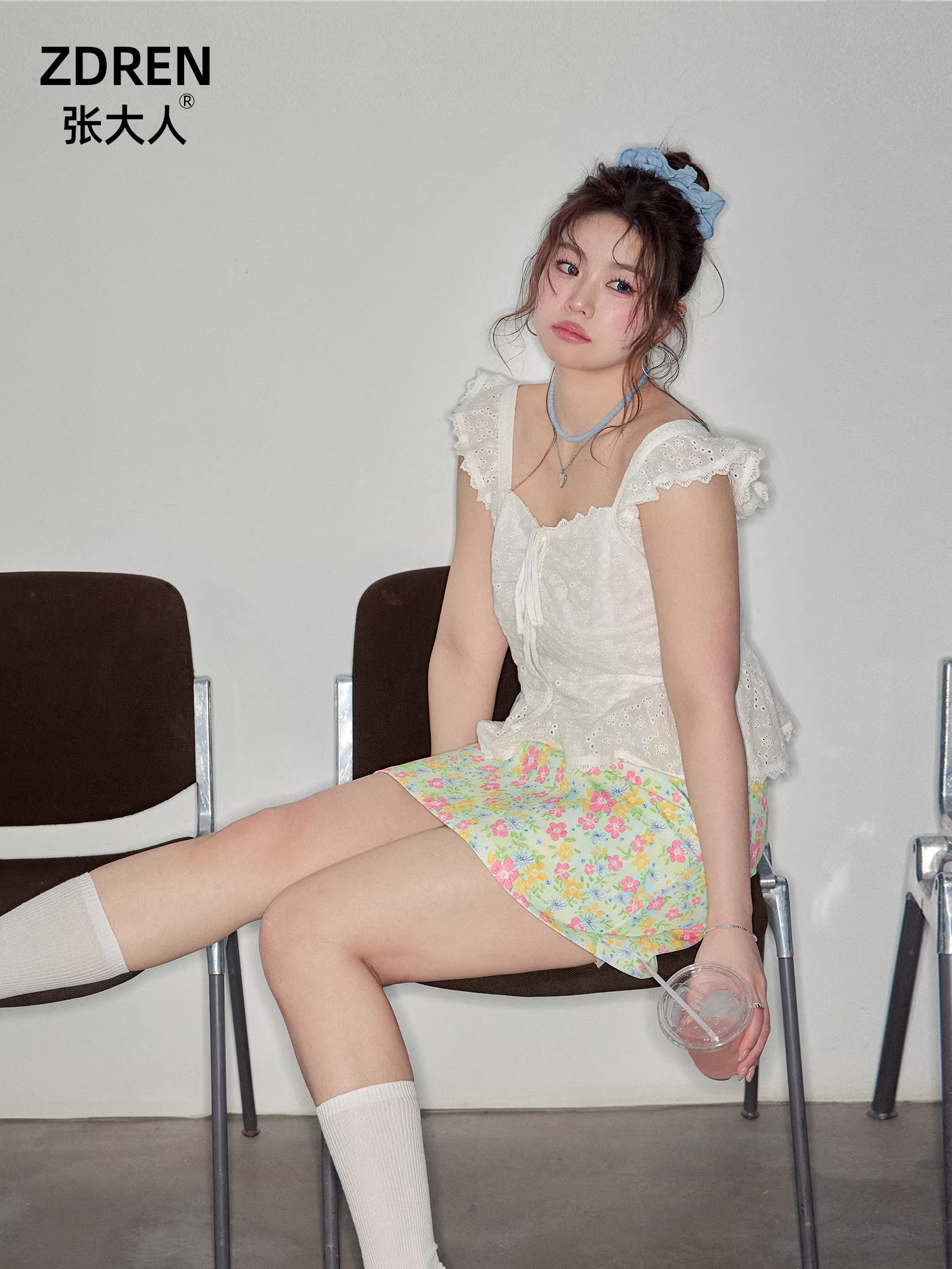 Quần áo nữ cỡ lớn dành cho người lớn, trang phục giảm béo cho các cô gái mũm mĩm, phong cách đi nghỉ, trang phục sinh viên nghệ thuật, áo và váy hoa.