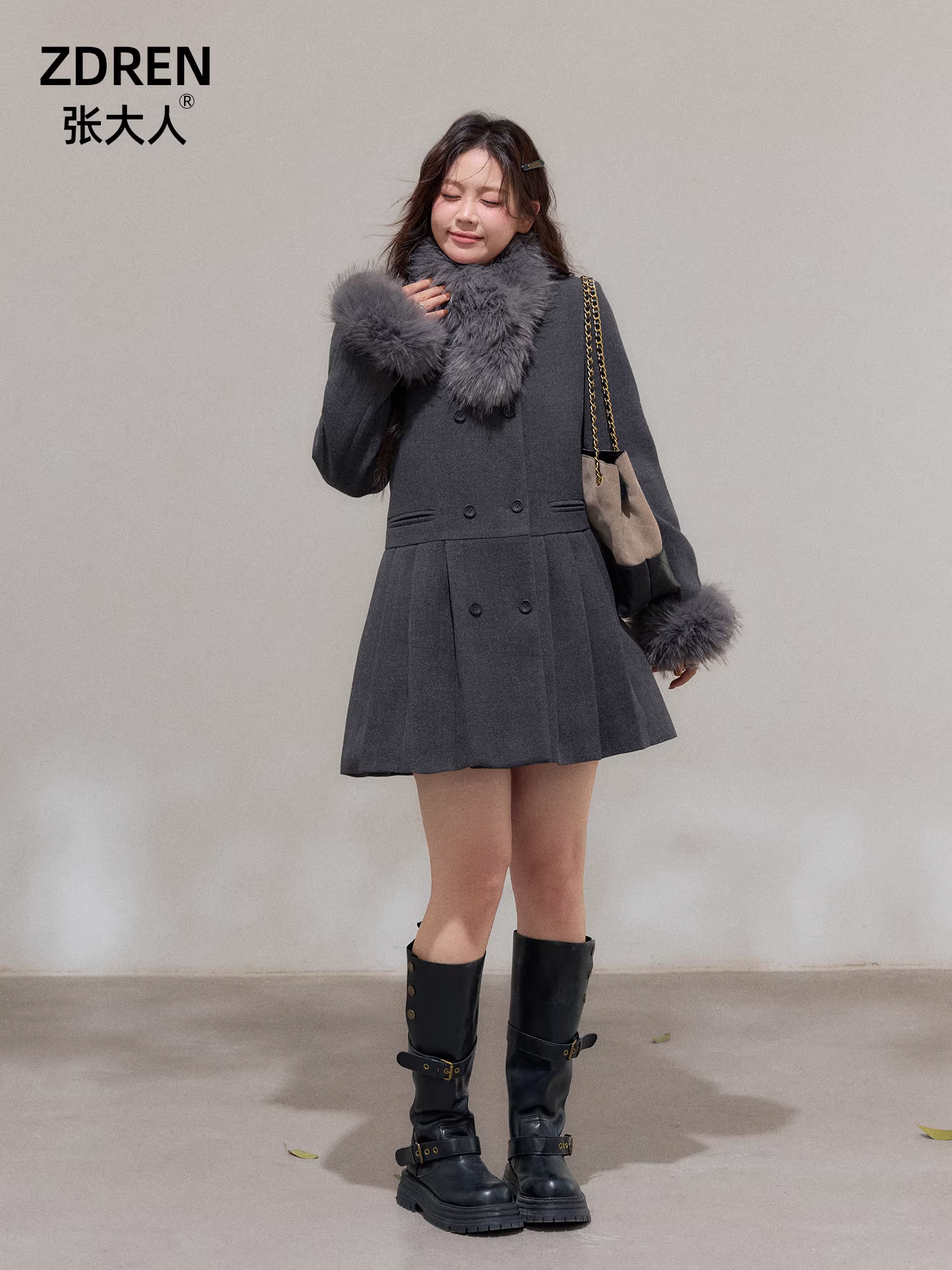 Quần áo nữ cỡ lớn mới của Zhang Daren dành cho những cô gái mũm mĩm, áo khoác len cổ lông màu đen và xám thời trang giảm béo phong cách Hàn Quốc.