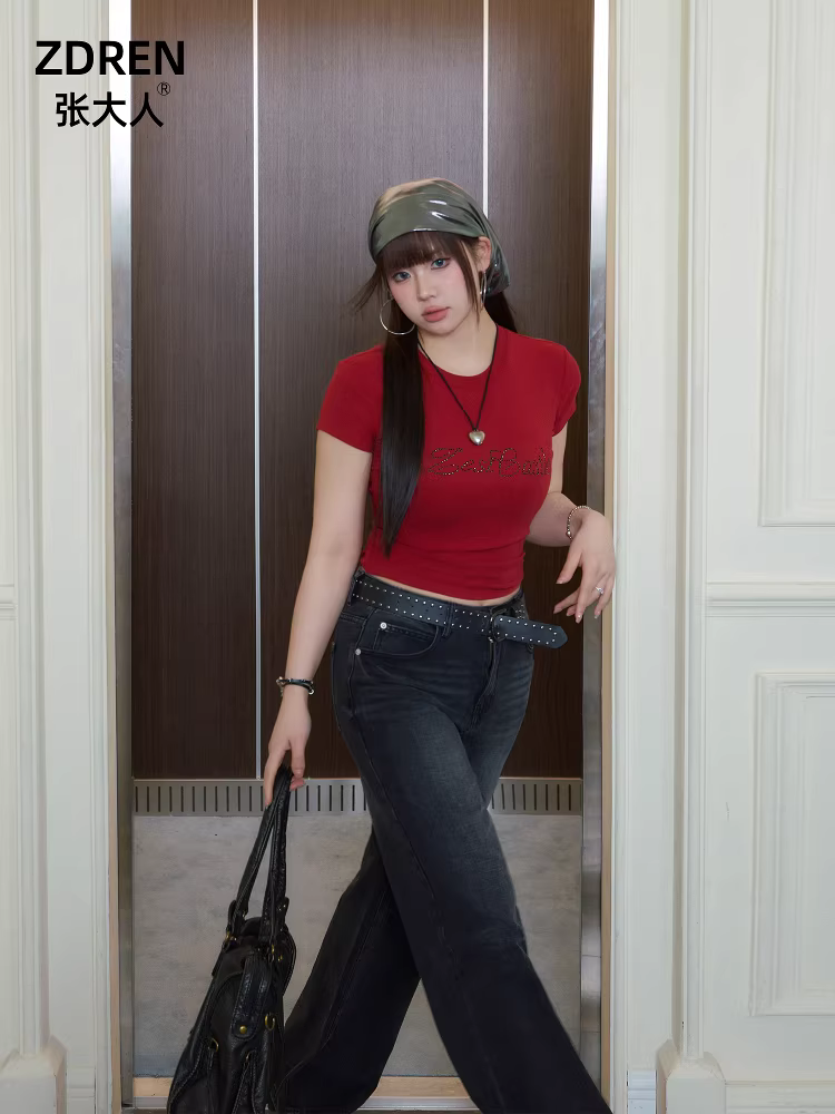 Áo thun nữ Zhang Daren size lớn, kiểu dáng thon gọn, tay ngắn, mẫu mới 2025, màu đỏ, giúp thon eo.