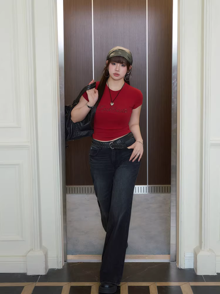 Áo thun nữ Zhang Daren size lớn, kiểu dáng thon gọn, tay ngắn, mẫu mới 2025, màu đỏ, giúp thon eo.