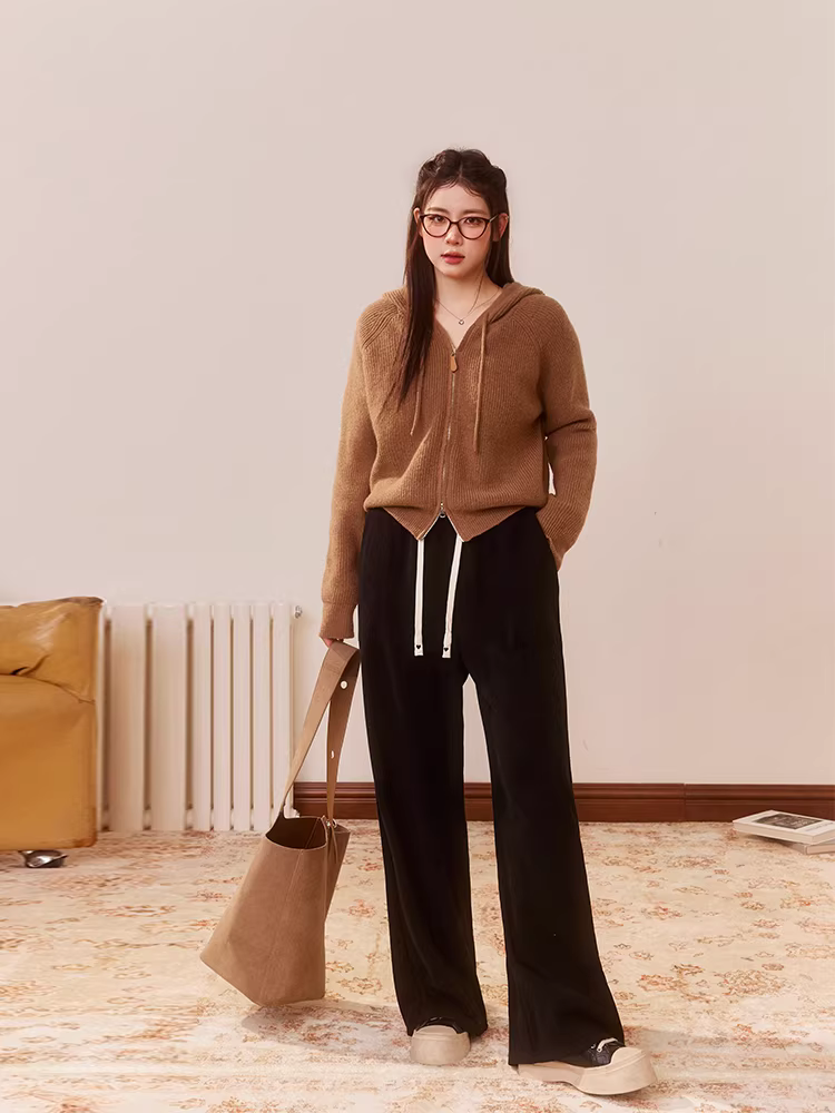 Bộ thời trang thu đông 2025 Zhang Daren dành cho nữ, quần và áo len dáng rộng, chất liệu mềm mại, kiểu dáng tôn dáng, size lớn