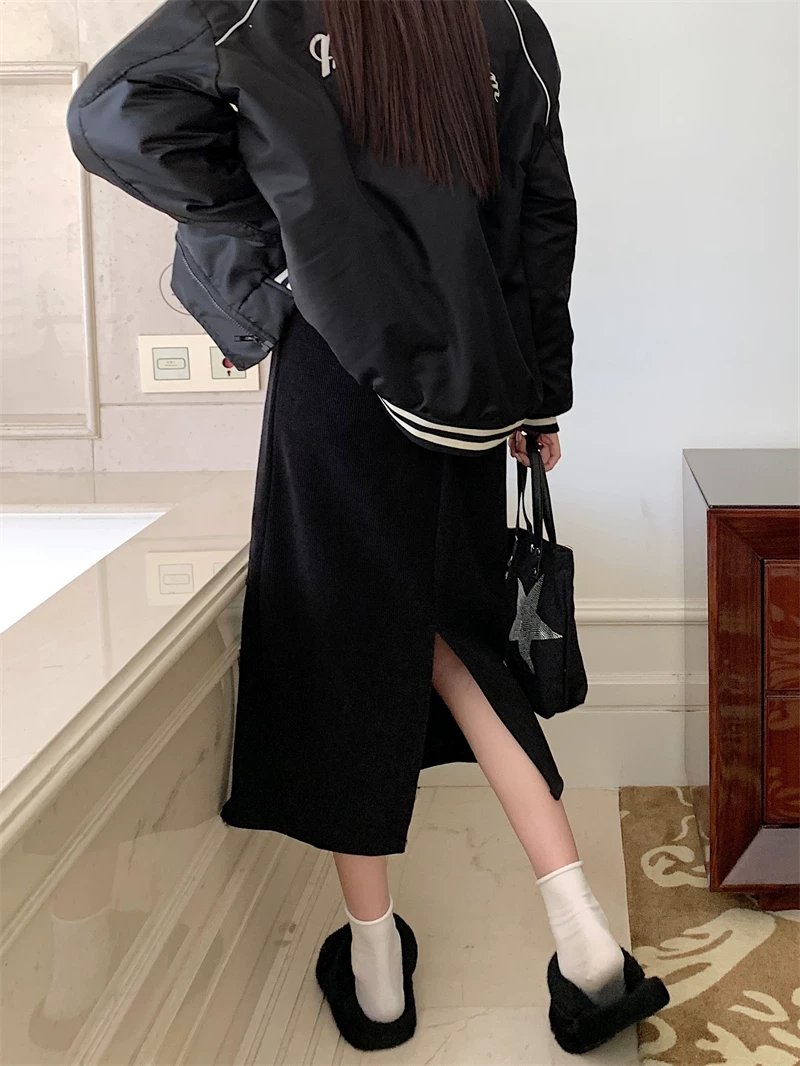 Váy nhung mùa đông, váy chữ A cạp cao cỡ lớn mùa thu đông dành cho nữ, váy bút chì xẻ tà dài trung bình.