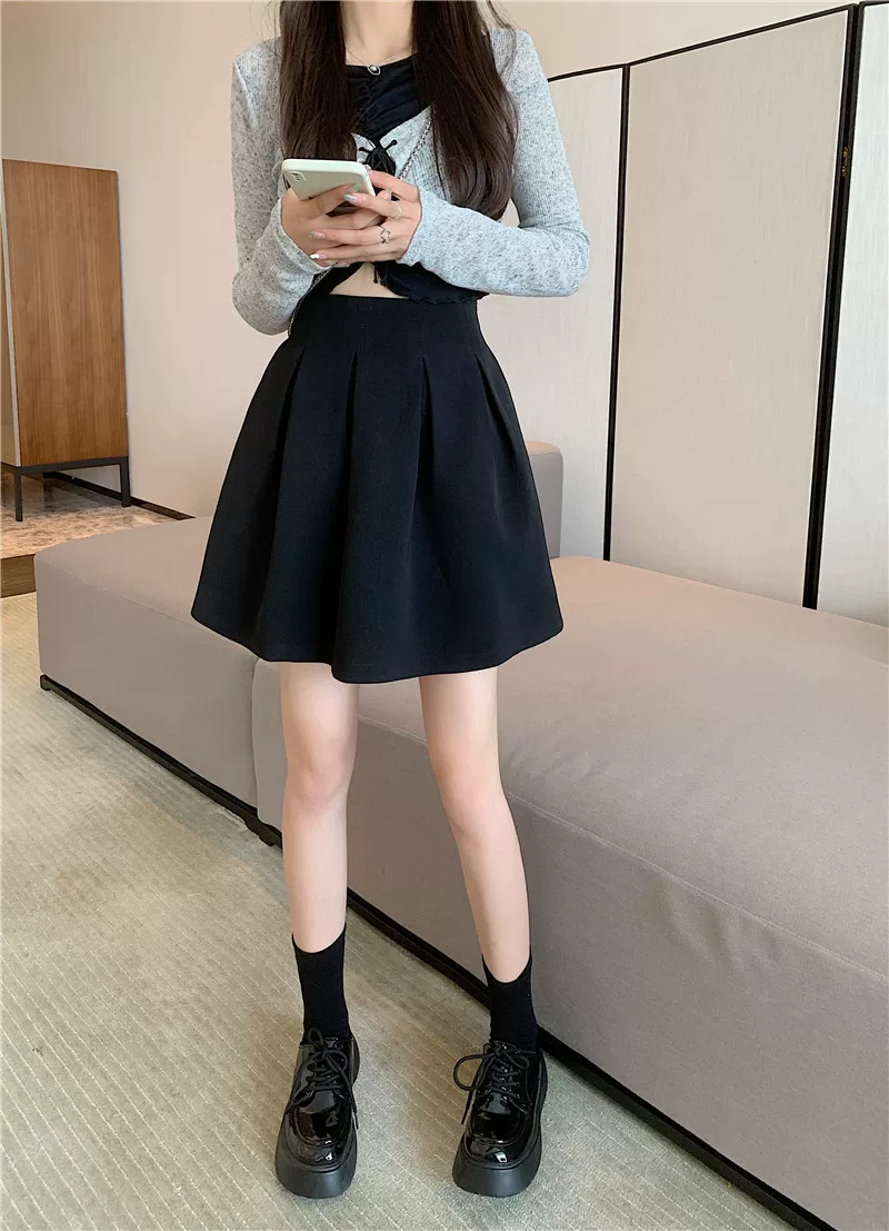 Váy xếp ly cỡ lớn váy tutu màu đen váy ngắn dành cho phụ nữ béo mm váy chữ A eo cao váy ô che hông váy giảm béo