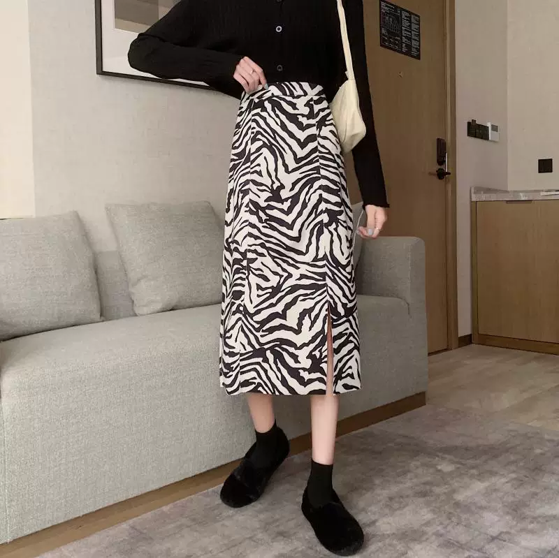 Váy midi da lộn in họa tiết ngựa vằn mùa thu đông dành cho nữ, váy bút chì dáng chữ A xẻ tà cao cấp, size lớn.