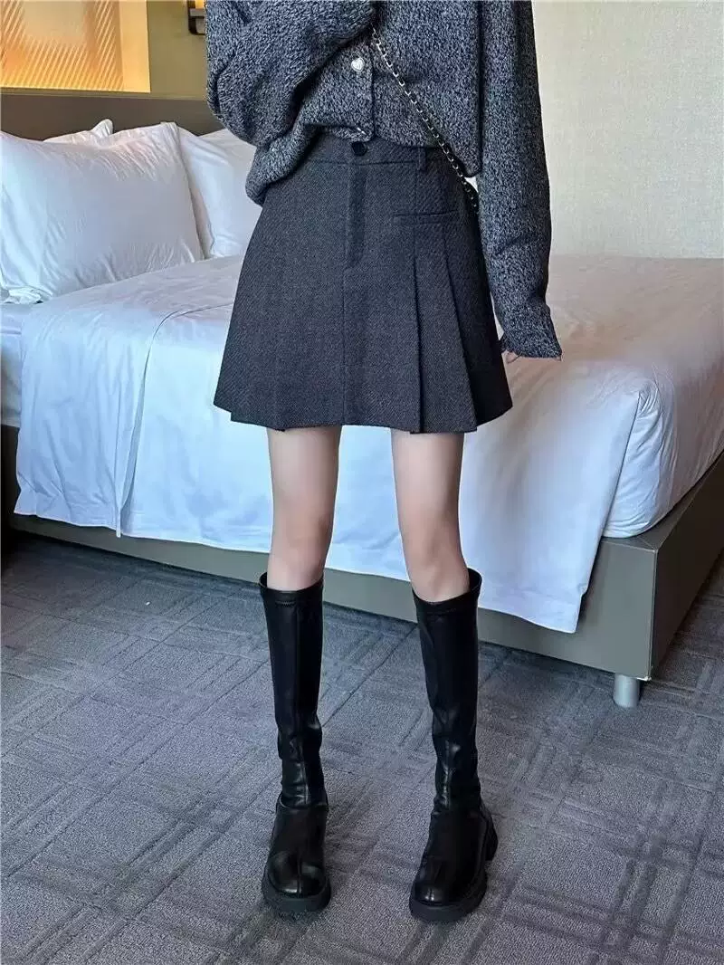 Váy len cao eo mùa thu đông 2024 dành cho nữ, váy chữ A chống lộ, size lớn, váy ngắn xếp ly tôn dáng cho nữ.