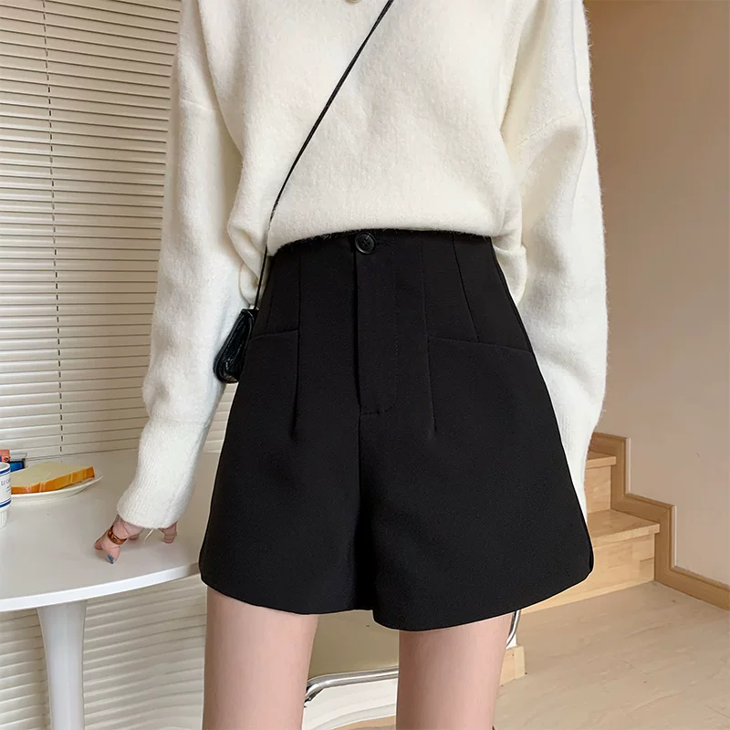 Quần short vest đen ống rộng lưng cao dành cho nữ, dáng rộng, dáng chữ A giảm béo mùa thu đông 2023 kiểu dáng mới quần cỡ lớn, quần short đi kèm áo khoác ngoài