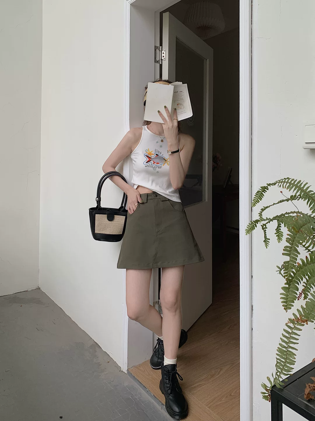 Váy denim xanh cỡ lớn dành cho nữ, thiết kế mùa hè, váy ngắn ôm hông, phong cách công sở, váy chữ A cạp cao, tôn dáng.