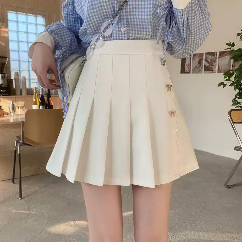 Váy xếp ly màu trắng dành cho nữ, váy chữ A cạp cao tôn dáng mùa hè, kiểu dáng học sinh, váy ngắn xếp ly thêu dành cho nữ cỡ lớn.