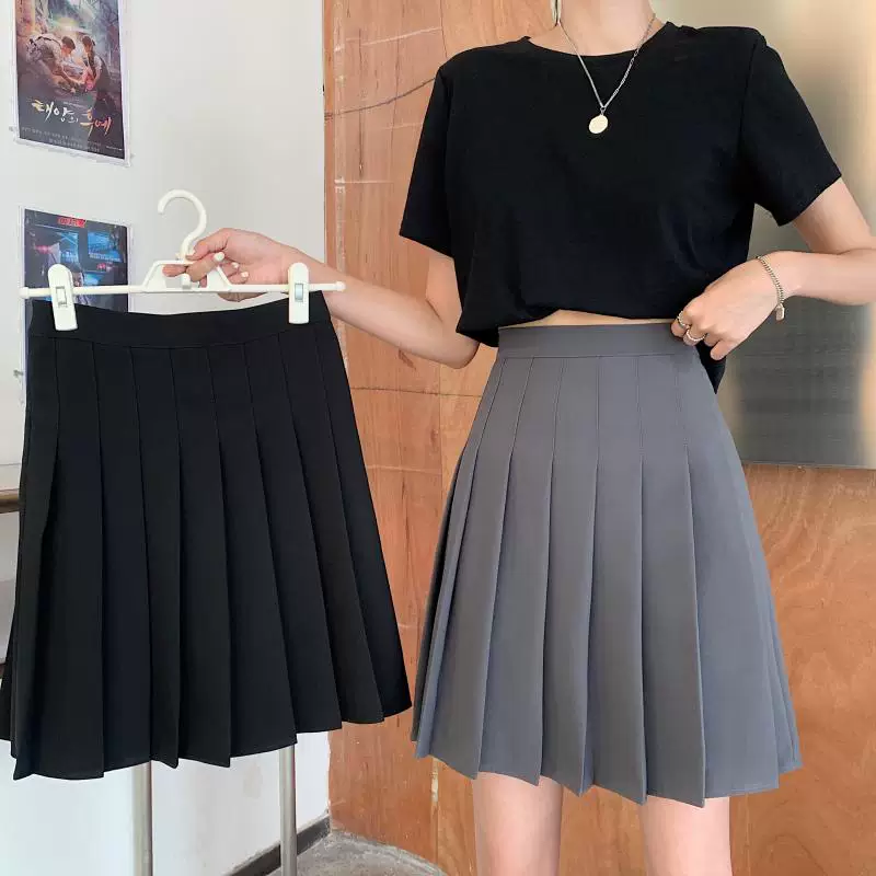 Váy xếp ly màu xám cỡ lớn dành cho nữ, mùa hè, váy trắng lưng cao, dài vừa phải, phong cách học sinh, váy chữ A kiểu JK giúp thon gọn.