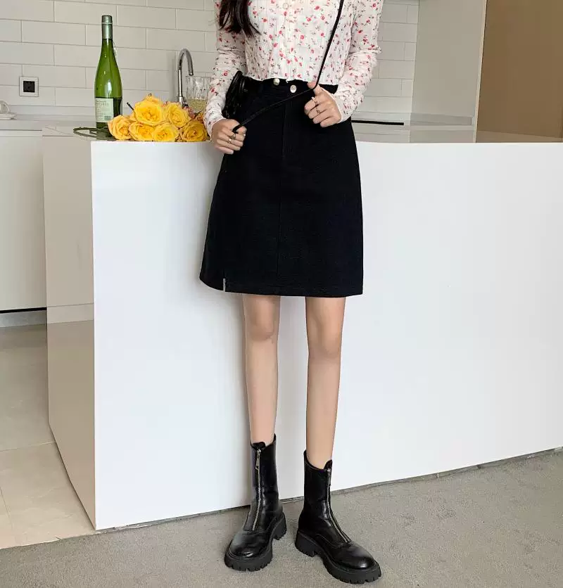 Váy denim đen, váy midi chữ A xẻ tà mùa hè dành cho nữ, size lớn, che bụng, thon gọn, ôm sát body, váy dài trung bình.