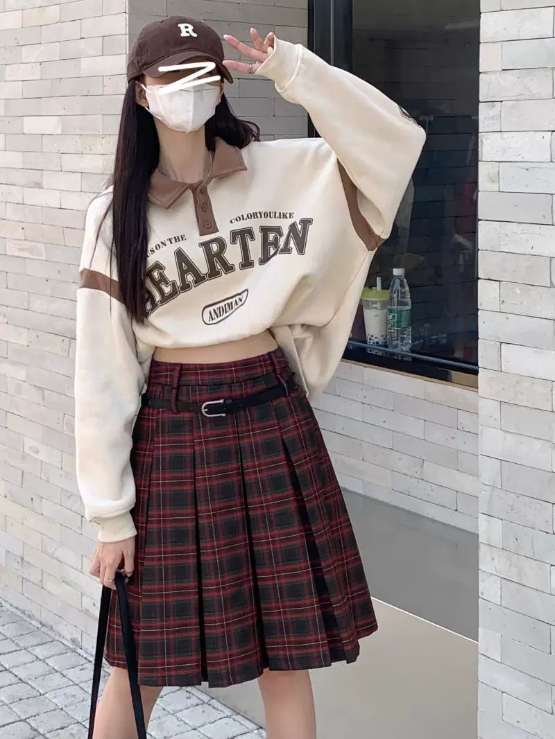 Váy xếp ly lưng cao kẻ sọc đỏ dành cho nữ mùa thu đông 2022 thiết kế mới lạ váy dài vừa phải váy chữ A váy dù