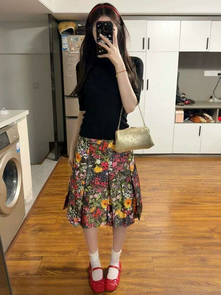 Váy xếp ly in hoa phong cách retro Mỹ cao cấp thanh lịch mùa hè 2025, size lớn, tôn dáng, dài qua gối dành cho nữ