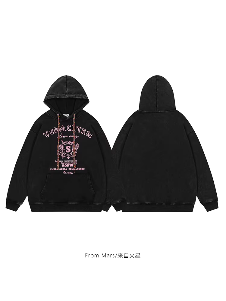 From Mars không có gì tương tự với áo nỉ có mũ trùm đầu unisex đa năng, in chữ theo phong cách thời trang Mỹ.