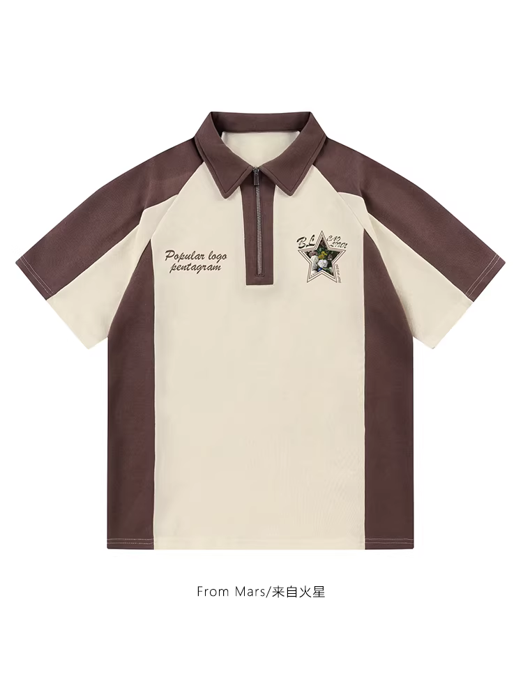 Áo Polo phong cách Mỹ in chữ graffiti nhiều màu sắc, họa tiết sao và hoa, kiểu dáng rộng rãi, tay ngắn, chất liệu thoải mái.