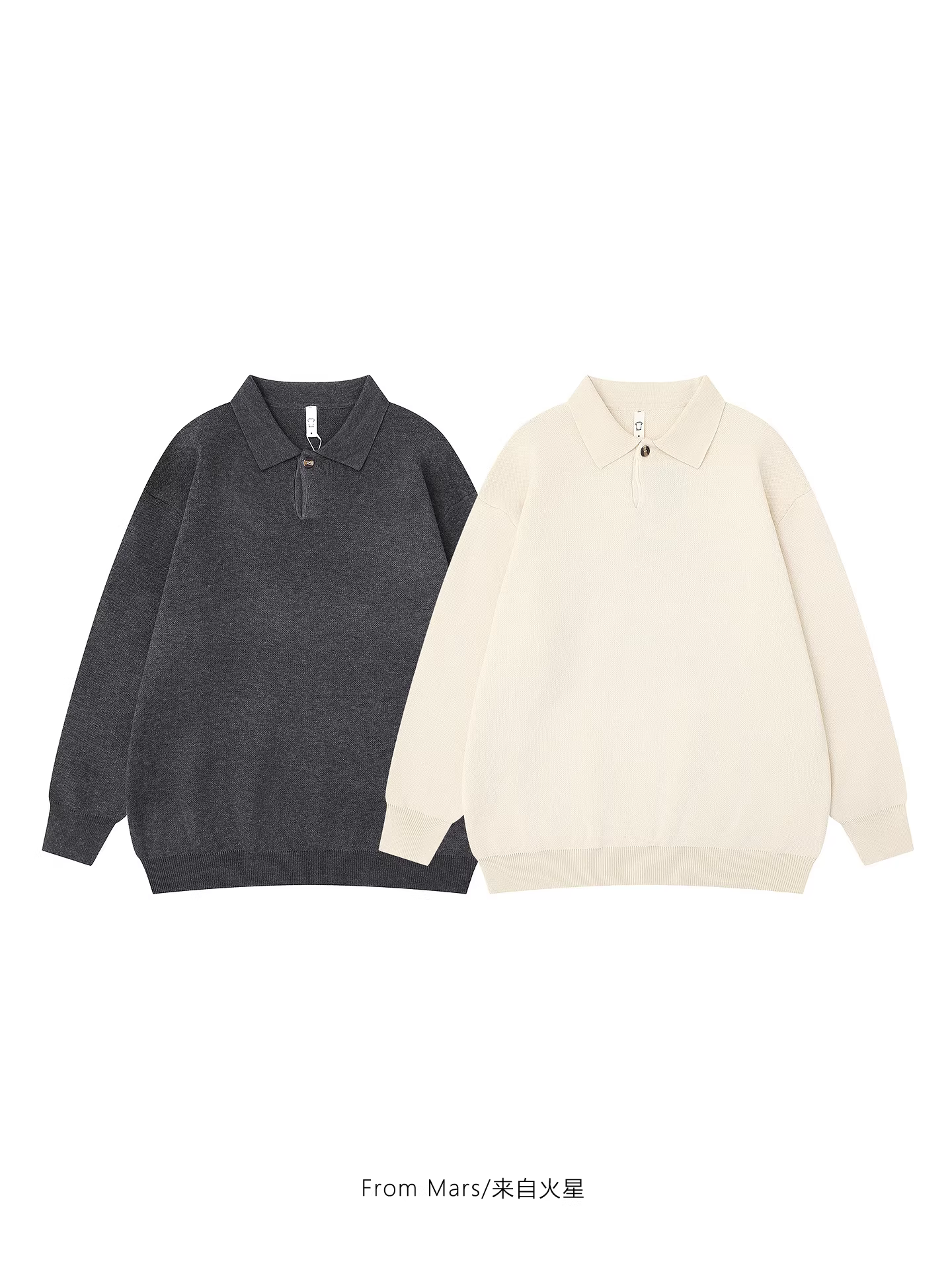 FromMars sắp xếp các mẫu áo len của thương hiệu thời trang Shanglu để phối hợp.