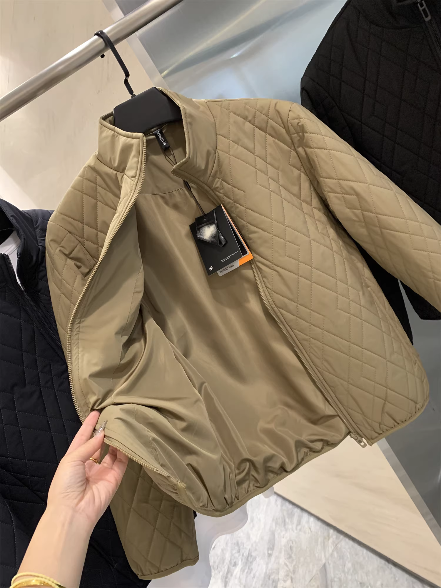 Áo khoác cotton cổ đứng may chần hình thoi mùa thu đông! Áo khoác Don Quixote giảm giá! Áo khoác bông lót len cừu!