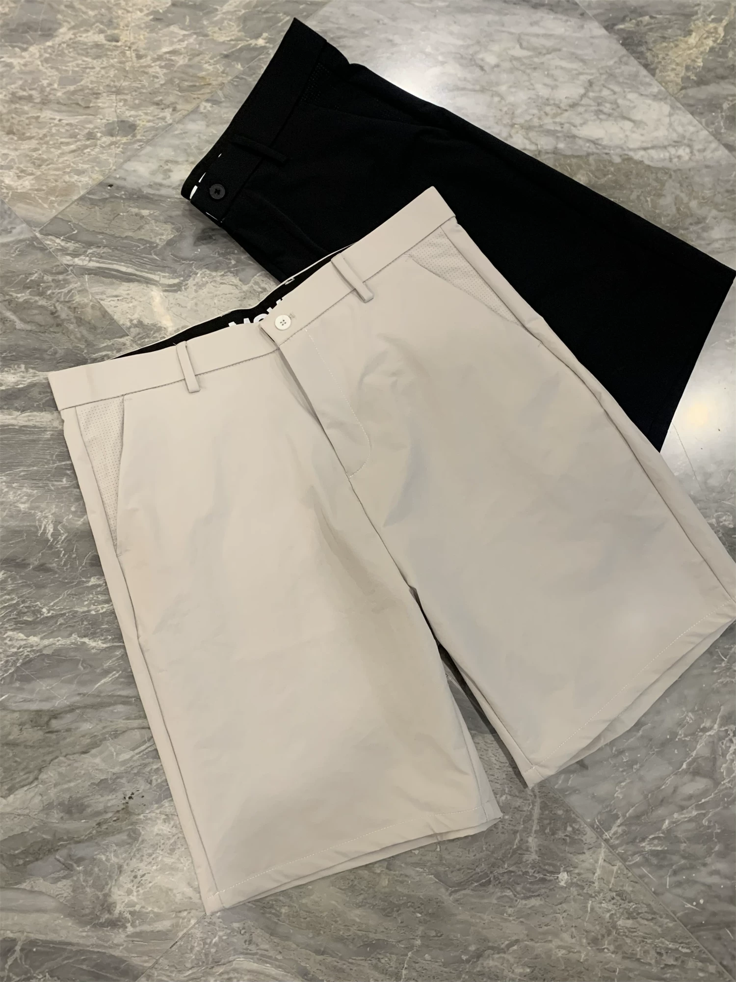 Don Quixote, thương hiệu cao cấp của Mỹ! Dòng sản phẩm Golf! Quần short thể thao mùa hè thoáng mát, nhanh khô, thoáng khí dành cho nam.