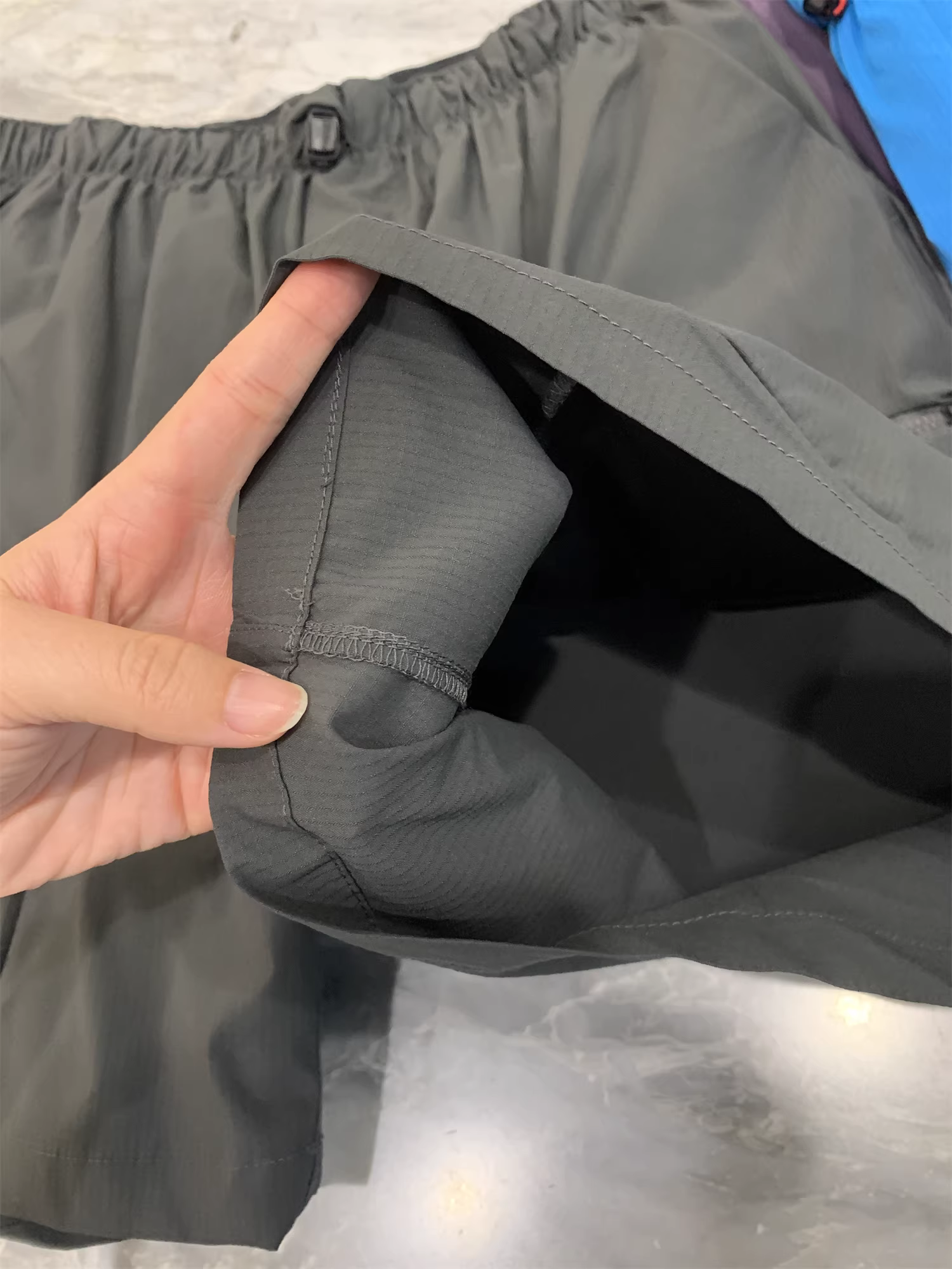 Vải công nghệ cao Don Quixote! Thoáng khí và nhanh khô! Quần short ngoài trời nam và nữ, quần short lội nước, hợp thời trang.