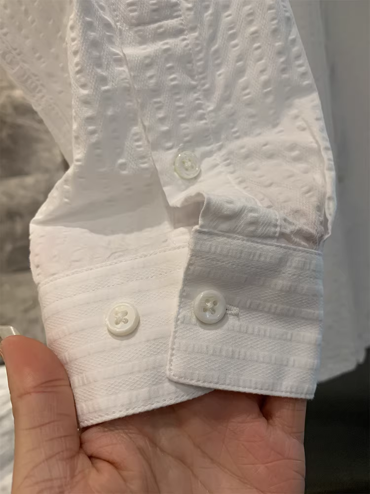 Don Quixote có một lịch sử lâu đời! Sợi len bong bóng đa năng cho mùa xuân sớm! Áo sơ mi dài tay nam phong cách công sở lịch sự.