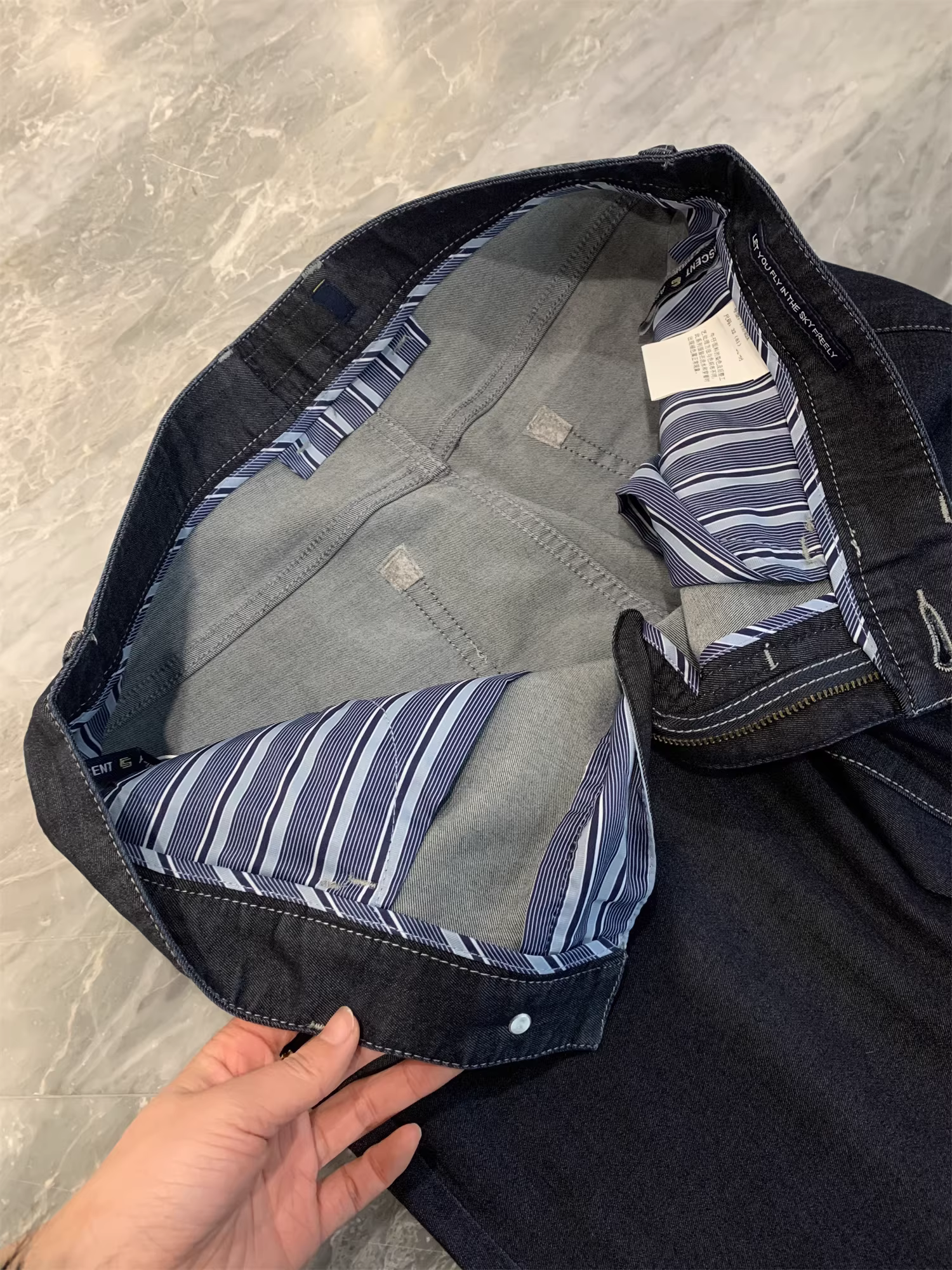 Don Quixote “Cupro Silk” + Modal! Quần jean nam bền bỉ mới mùa xuân hợp thời trang