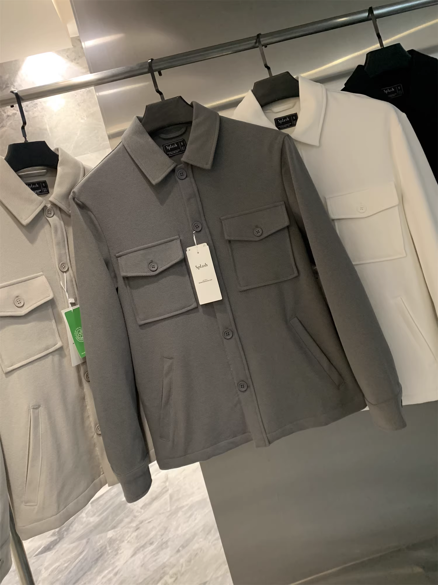 Don Quixote, một viên ngọc quý thật sự! Áo khoác dệt kim đa năng màu trơn, phong cách thể thao và giải trí thành thị của Gao Duan.