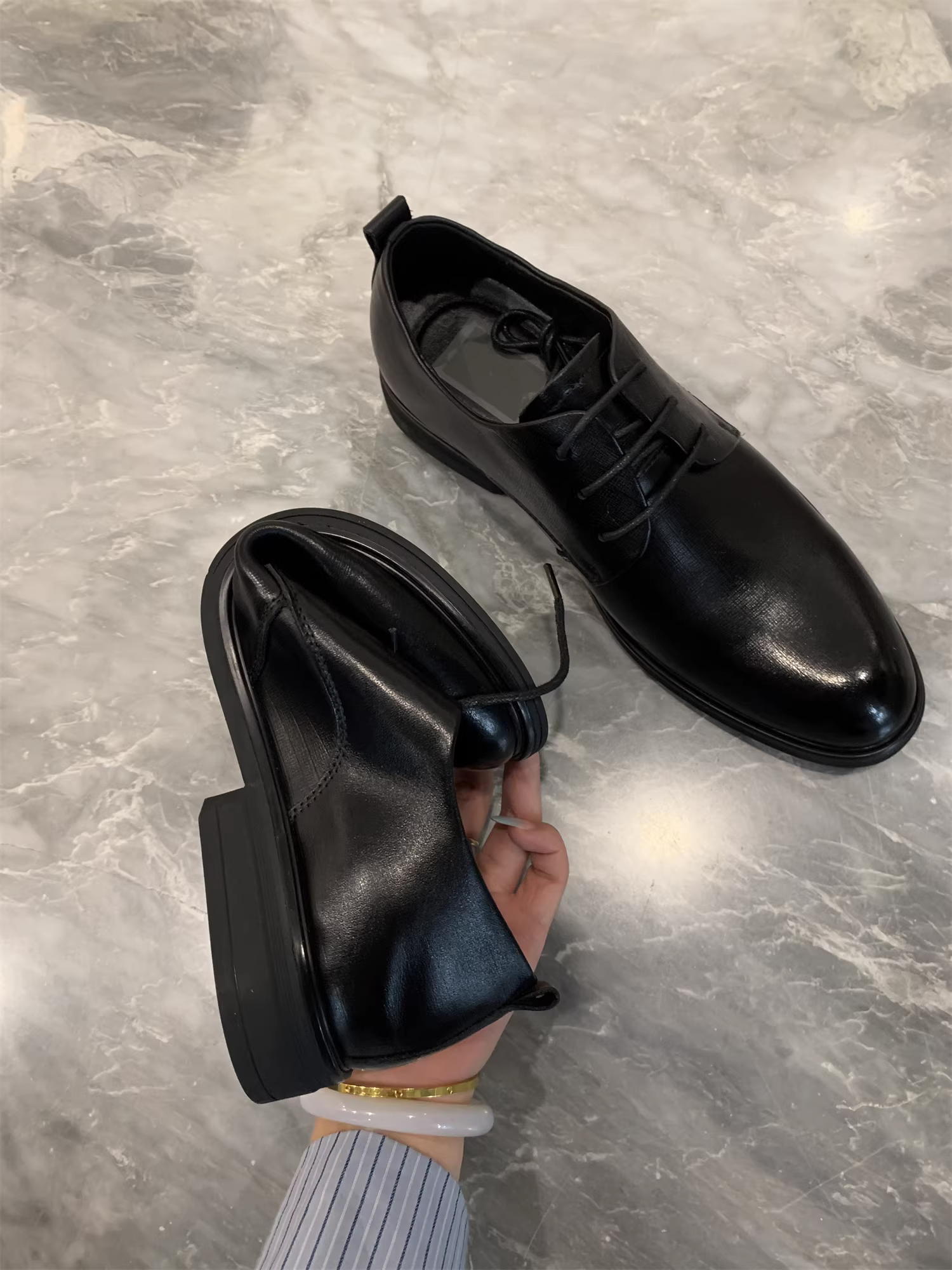 Ưu đãi đặc biệt Don Quixote! Mặt trên bằng da bò + đế ngoài bằng cao su! Giày da công sở mùa xuân thu dành cho nam.