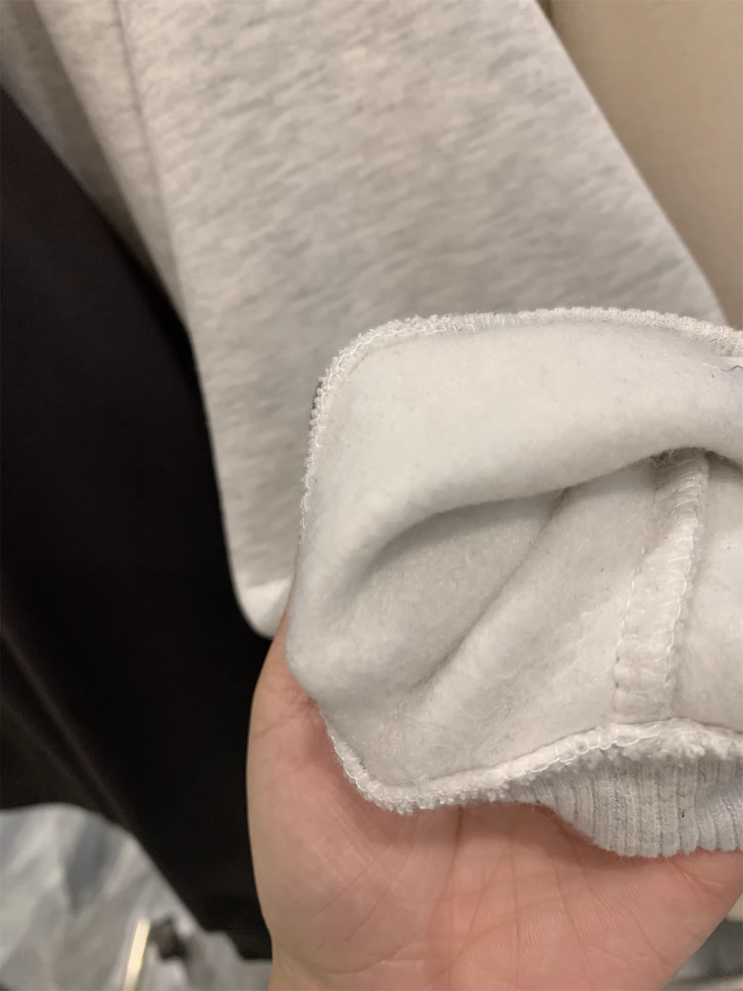 Don Quixote 450G hạng nặng! Có lớp lót lông cừu và dày dặn! Áo len cổ tròn màu trơn đa năng dành cho cả nam và nữ mùa thu đông hợp thời trang