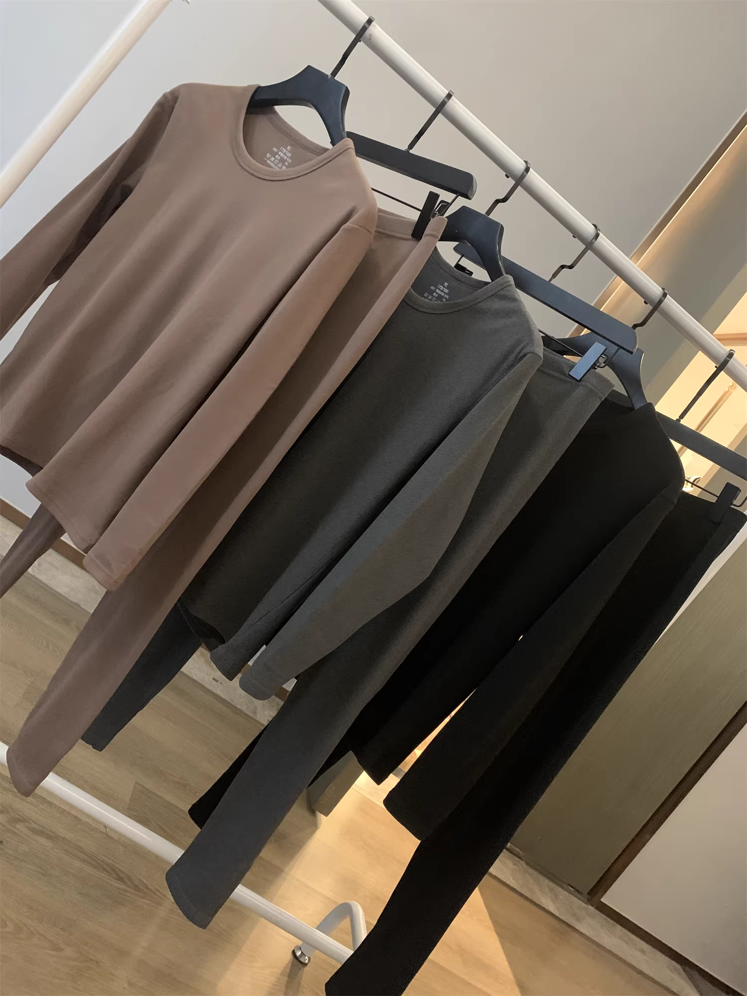 Don Quixote Hengtongde Velvet! Tinh tế và thân thiện với làn da! Bộ đồ lót giữ nhiệt nam mùa thu đông, bộ hai món.