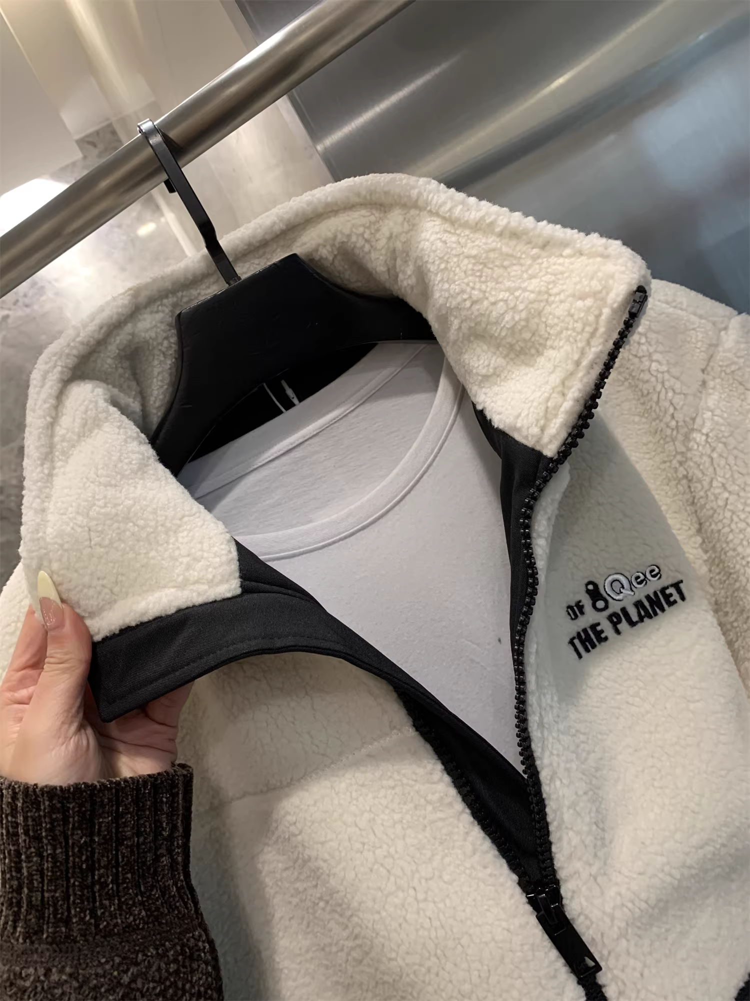 Don Quixote dòng H! 90% lông vũ vịt mềm mại mật độ cao + lông cừu giả! Áo khoác phao cổ đứng giữ ấm mùa đông dành cho nam