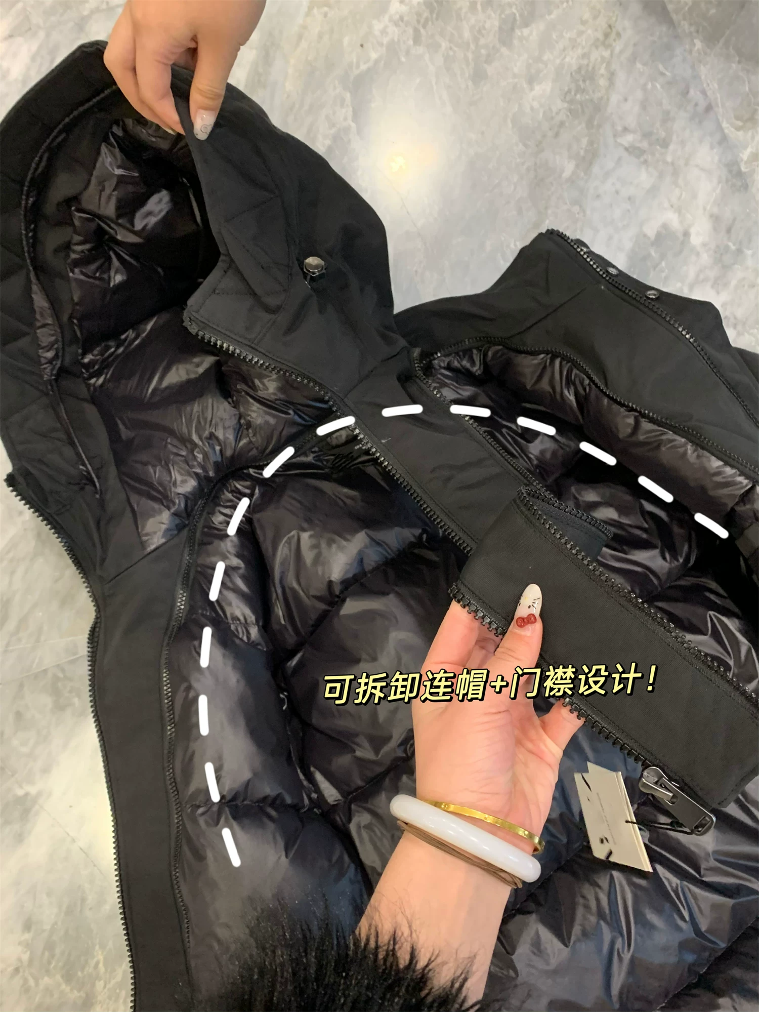 Don Quixote du hành khắp Tây Ban Nha! Sản phẩm tuyệt vời! Áo khoác lông vũ có mũ trùm đầu dài đến giữa thân dành cho nam giới.