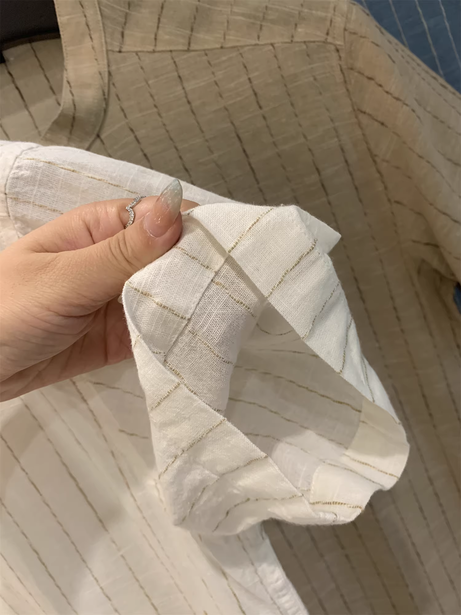 Phong cách văn học Don Quixote! Áo sơ mi cổ trụ Henry! Áo sơ mi nam tay ngắn kẻ sọc chất liệu cotton và linen cổ đứng thời trang mùa xuân hè