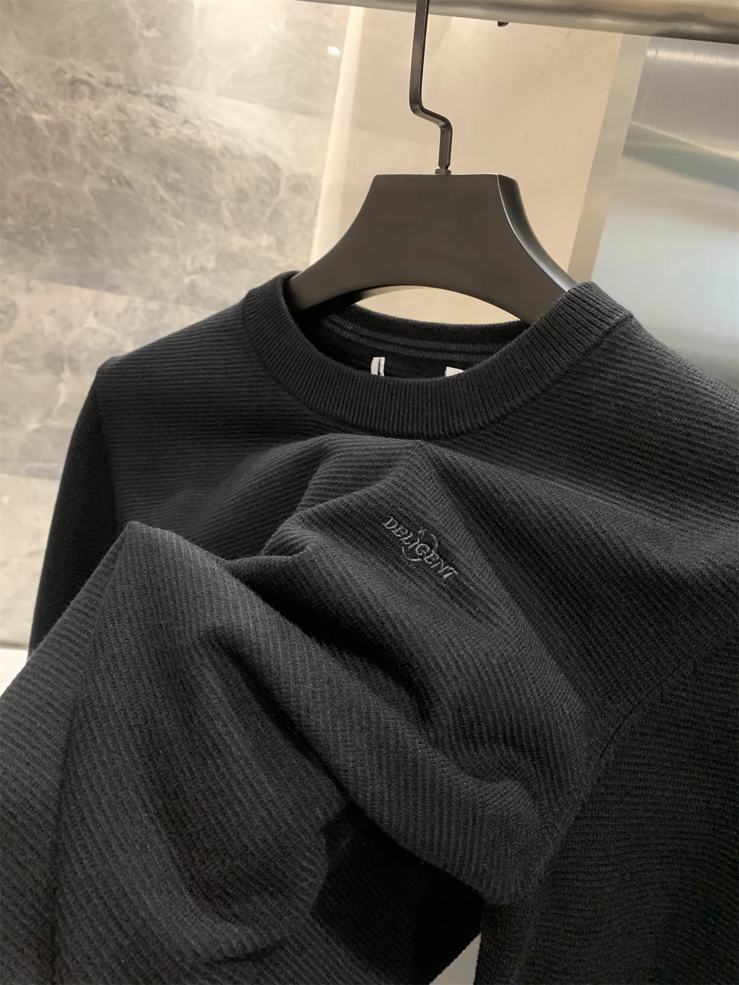 Hàng hiệu Don Quixote H! Sợi dệt lõi, dệt kim hai mặt! Áo len dệt kim ấm áp thân thiện với da dành cho nam mùa thu đông.