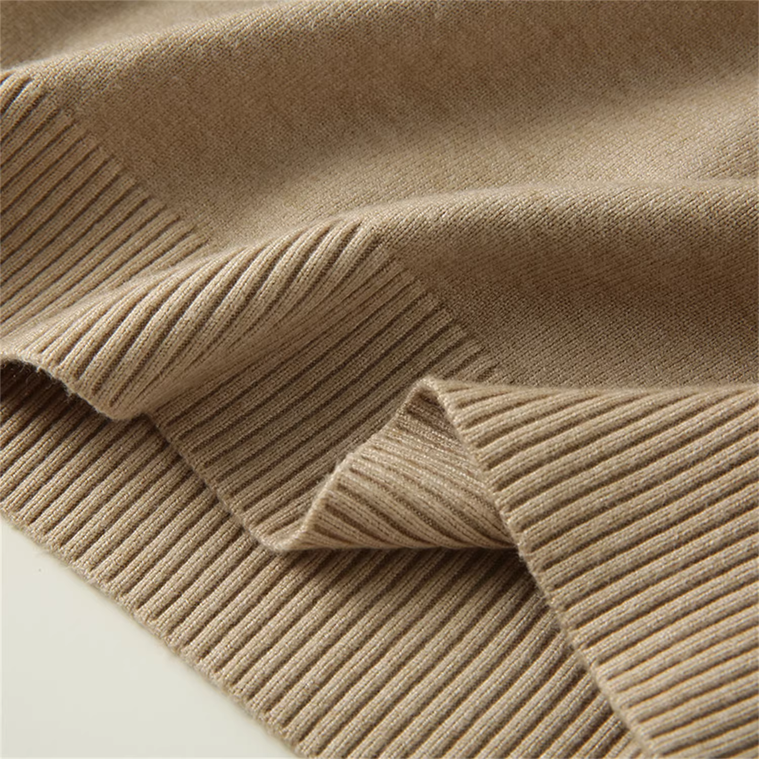 Don Quixote là một tác phẩm kinh điển không thể thiếu! Lyocell + sợi chống xù! Áo len dệt kim cổ lọ nam hợp thời trang mùa thu đông.