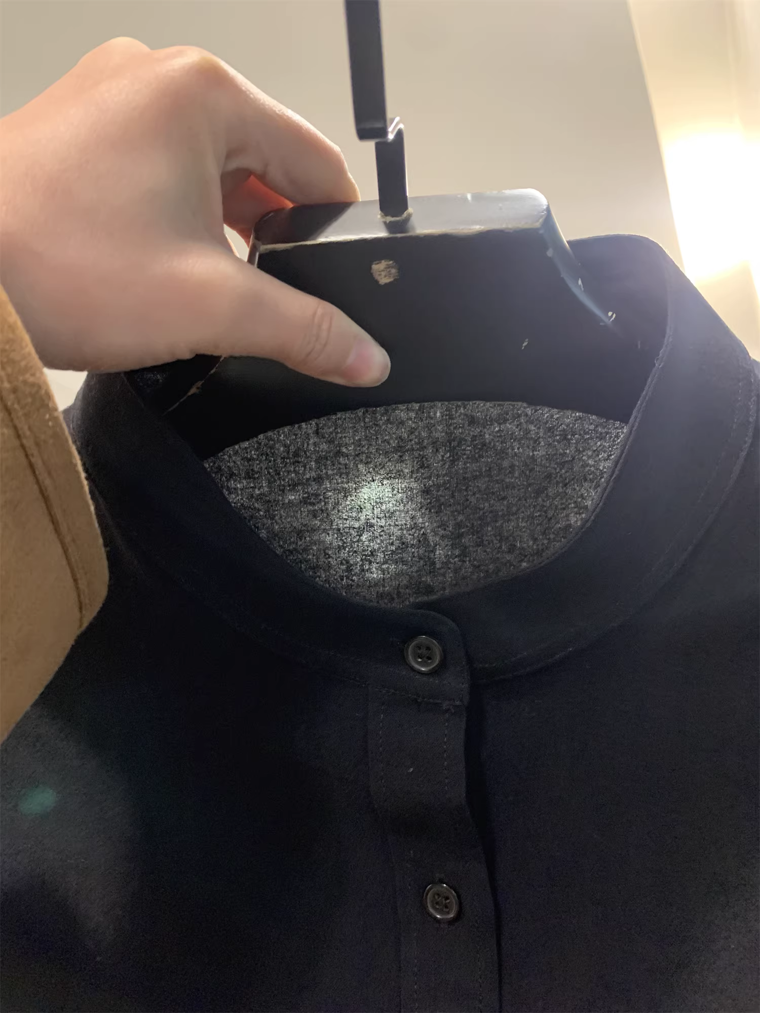 Don Quixote 100% cotton! Rất được khuyến khích! Áo sơ mi dài tay cổ Henry kiểu dáng mỏng dành cho cặp đôi mùa xuân hè rất hợp thời trang.